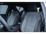 Volvo XC40 B4 Plus Dark | Verwarmde Voorstoelen en Stuurwiel | Semi- Elektrische Trekhaak | Verwarmbare Voorruit | Achteruitrijcamera | Harman Kardon Premium Audio | Keyless Entry en Start