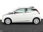 Toyota Aygo 1.0 VVT-i x-play | Elektrisch bedienbaar cabriodak | achteruitrijcamera| Apple Carplay/Android Auto | Trekhaak |