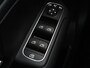 Mercedes-Benz B-klasse 180 Business Solution | Panoramadak | Stoelverwarming | Carplay | Camera | Half leder | Navigatie | Park Assist | Keyless | Widescreen | Full LED