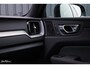 Volvo XC60 2.0 T8 Plug-in hybrid AWD Plus Black Edition | Luchtvering | Harman Kardon | Adaptieve cruise | Panorama dak | Nieuw |