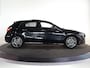 Mercedes-Benz A-klasse 250e Business Solution AMG | Panoramaschuifdak | Night | Achteruitrijcamera|  Stoelverwarming voor | LED koplampen |