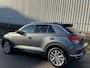 Volkswagen T-Roc 1.5 TSI Sport Line I Lane + Front Assist I Camera