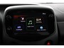 Toyota Aygo 1.0 VVT-i x-joy | Apple Carplay/Android Auto | Climate Control | Lichtmetalen Velgen | Parkeercamera |