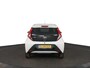 Toyota Aygo 1.0 VVT-i x-joy | Apple Carplay/Android Auto | Climate Control | Lichtmetalen Velgen | Parkeercamera |