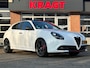 Alfa Romeo Giulietta 1.4 Turbo MultiAir Super 170 pk - AUTOMAAT - Panoramadak - Nette auto!