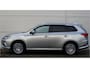 Mitsubishi Outlander PHEV 2.4 INSTYLE 4WD | PLUG IN HYBRID | V2H | FULL OPTIONS | SCHUIFDAK | ADAPTIEF CRUISE | TREKHAAK 1500KG | ALL SEASON BANDEN | FABRIEKSGARANTIE TOT 19-01-2029* | ALL IN RIJKLAARPRIJS