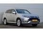 Mitsubishi Outlander PHEV 2.4 INSTYLE 4WD | PLUG IN HYBRID | V2H | FULL OPTIONS | SCHUIFDAK | ADAPTIEF CRUISE | TREKHAAK 1500KG | ALL SEASON BANDEN | FABRIEKSGARANTIE TOT 19-01-2029* | ALL IN RIJKLAARPRIJS