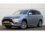 Mitsubishi Outlander PHEV 2.4 INSTYLE 4WD | PLUG IN HYBRID | V2H | FULL OPTIONS | SCHUIFDAK | ADAPTIEF CRUISE | TREKHAAK 1500KG | ALL SEASON BANDEN | FABRIEKSGARANTIE TOT 19-01-2029* | ALL IN RIJKLAARPRIJS