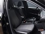 Opel Corsa 1.2 Edition Sport Black Edition (APPLE CARPLAY,NAVI,STOEL/STUURVERWARMINGCLIMATE,CRUISE,GETINT,SPORTSTOELEN,LM VELGEN)