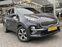 Kia Sportage 1.6 GDI DynamicLine | Leder | Trekhaak | Stoel&Stuurverwarming | JBL-Audio | Climate | Navi |