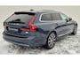 Volvo V90 2.0 T6 Phev AWD Plus 19” Wielen - Panoramadak - Trekhaak – Harman Kardon Audio -  Camera achter - Climate - Privacy Glass – Zwart lederen Interieur – Electrisch bedienbare voorstoelen met memory- Achterbank verwarming - Voorruit verwarming