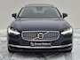 Volvo V90 2.0 T6 Phev AWD Plus 19” Wielen - Panoramadak - Trekhaak – Harman Kardon Audio -  Camera achter - Climate - Privacy Glass – Zwart lederen Interieur – Electrisch bedienbare voorstoelen met memory- Achterbank verwarming - Voorruit verwarming