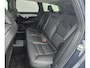 Volvo V90 2.0 T6 Phev AWD Plus 19” Wielen - Panoramadak - Trekhaak – Harman Kardon Audio -  Camera achter - Climate - Privacy Glass – Zwart lederen Interieur – Electrisch bedienbare voorstoelen met memory- Achterbank verwarming - Voorruit verwarming