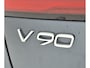 Volvo V90 2.0 T6 Phev AWD Plus 19” Wielen - Panoramadak - Trekhaak – Harman Kardon Audio -  Camera achter - Climate - Privacy Glass – Zwart lederen Interieur – Electrisch bedienbare voorstoelen met memory- Achterbank verwarming - Voorruit verwarming