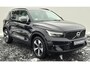 Volvo XC40 2.0 B4 Ultra Dark 19” Wielen - Panoramadak - Lighting – Harman Kardon Audio - 360 Cam - Climate - Privacy Glass – UD7000 Blond Lederen Interieur – Power Seats met memory