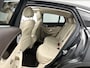 Mercedes-Benz GLC 200 Exclusive Premium Plus | Schuifdak | Airmatic | Zijdebeige Leder | Trekhaak | Burmester | Memory | Sfeerverlichting | Head Up | Inclusief 12 Maanden Garantie.