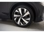 Volkswagen ID.4 77kWh First Edition 3-Fase [ LED Trekhaak Navi Camera Half leder Stoelverwarming ]