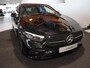 Mercedes-Benz A-klasse 180 Business Solution AMG | AMG Line Plus | Nightpakket | Panoramaschuifdak | Head-up display | Stoelverwarming voor|  360° camera | Dodehoekassistent |