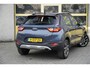 Kia Stonic 1.0 T-GDi DynamicLine BJ2020 Lmv 17" | Led | Pdc | Navi | Achteruitrijcamera | Airco | Cruise control | Getint glas