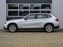 BMW X1 SDrive18d | Panoramadak | Sportstoelen | Cruise control | PDC | Trekhaak