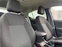 Opel Astra 1.0 Business+ met parkeersensoren en navigatie en cruise controle en bluetooth telefoon / media