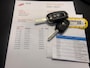 Opel Astra 1.0 Business+ met parkeersensoren en navigatie en cruise controle en bluetooth telefoon / media