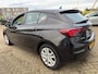 Opel Astra 1.0 Business+ met parkeersensoren en navigatie en cruise controle en bluetooth telefoon / media
