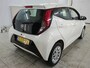 Toyota Aygo 1.0 VVT-i 72pk x-play Limited | Navigatiesysteem | Apple CarPlay / Android auto | Camera | Airconditioning | 5 Deurs