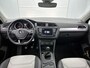 Volkswagen Tiguan 1.4 TSI Connected Series | Climate control  | Lichtmetalen velgen  | Navigatie
