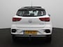 MG MG ZS EV Standard Range Luxury 50 kWh | Panoramadak | Camera | Zwart Dak | Trekhaak | Carplay |