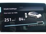 Volkswagen ID.3 Business 58 kWh / Navigatie / LM 18 inch / Camera / LED Matrix / Keyless