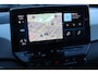 Volkswagen ID.3 Business 58 kWh / Navigatie / LM 18 inch / Camera / LED Matrix / Keyless
