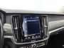 Volvo V90 2.0 T5 Momentum(NL-auto, Goed OnderH, Trekhaak, Navi, Parkeersensoren, StoelV, Leder, Etc)