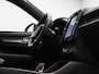 Volvo XC40 Recharge P8 AWD R-Design / Pan. dak / Trekhaak / Elektr. bed. stoelen / 20" / Harman Kardon / Stoel+stuurwielverwarming/ Privacy glass / 360 camera