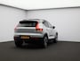 Volvo XC40 Recharge P8 AWD R-Design / Pan. dak / Trekhaak / Elektr. bed. stoelen / 20" / Harman Kardon / Stoel+stuurwielverwarming/ Privacy glass / 360 camera