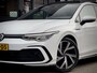 Volkswagen Golf 1.5 eTSI AUT7 3X R-LINE PANODAK LEDER NAVI DIGI-DASH APPLE-CARPLAY LED LMV PDC