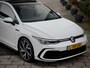 Volkswagen Golf 1.5 eTSI AUT7 3X R-LINE PANODAK LEDER NAVI DIGI-DASH APPLE-CARPLAY LED LMV PDC