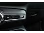 Volvo XC40 1.5 T5 Recharge R-Design | Pano | H&K audio | Trekhaak | Elek bes.Stoel | Stoel & stuurverwarming |