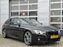 BMW 3-Serie Touring 320i Edition M Sport Shadow Executive | Navigatie | LM Velgen 19" | Elektrisch Glazen Panoramadak | Voorstoelen Verwarmd | Lederen Bekleding | PDC Voor en Achter | Cruise Control |