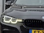 BMW 3-Serie Touring 320i Edition M Sport Shadow Executive | Navigatie | LM Velgen 19" | Elektrisch Glazen Panoramadak | Voorstoelen Verwarmd | Lederen Bekleding | PDC Voor en Achter | Cruise Control |