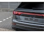 Audi Q8 60 TFSI e 490pk quattro Pro Line S Competition | Nieuw 175k | Panoramadak | B&O Advanced | Assistentiepakket plus | Advanced onderstel | S-sportstoelen | Ventilatie + Massage | 23" LM | Laser | Head Up | Servo | Carbon | Volleder |
