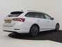 Skoda Octavia Combi 1.5 e-TSI Clever 150pk DSG/AUTO | Camera achter | Adaptief cruise control | Navigatie | Stuur+Bank & stoelverwarming | App connect | Led koplampen |
