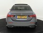 Mercedes-Benz A-klasse 250 e Business Solution AMG Limited Panoramadak / Memory Seats / Stoelverwarming / Privacy Glass / Sfeerverlichting / Parkeercamera