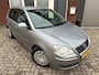 Volkswagen Polo 1.4-16V Comfortline / Navi / PDC / Clima / Cruise / 5DRS