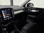 Volvo XC40 2.0 T4 Momentum Pro Automaat / Navigatie full map / Cruise control / Climate control / Parkeer sensoren