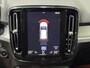 Volvo XC40 2.0 T4 Momentum Pro Automaat / Navigatie full map / Cruise control / Climate control / Parkeer sensoren