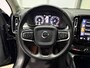 Volvo XC40 2.0 T4 Momentum Pro Automaat / Navigatie full map / Cruise control / Climate control / Parkeer sensoren