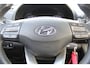 Hyundai Kona 1.0T 120pk Comfort Plus | Rijklaar | Trekhaak | Apple/Android | Camera | Clima | Cruise | Park.sensoren | DAB | All-season