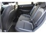 Hyundai Kona 1.0T 120pk Comfort Plus | Rijklaar | Trekhaak | Apple/Android | Camera | Clima | Cruise | Park.sensoren | DAB | All-season