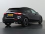 Mercedes-Benz A-klasse 180 Business Solution AMG | Panoramaschuifdak | Premium Plus | Nightpakket | 19"Multispaak AMG velgen | Stoelverwarming |  360° camera | Head-up display |